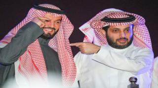 تركي آل الشيخ يبحث مع رئيس الهلال استخدام ملعب بوليفارد هول كملعب رئيسي
