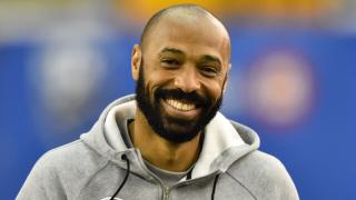 تيري هنري يشيد بخطة باريس سان جيرمان في ظل غياب نيمار