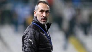 دونيس مدرب الهلال السعودي يكسب مركزا في ترتيب أفضل المدربين وجروس يتأخر