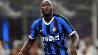 روميلو لوكاكو يستكشف عرض الهلال السعودي