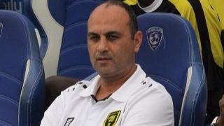 المدير الفني للمنتخب المصري للناشئين عمرو انور يضم لقائمته ثلاث لاعبين محترفين