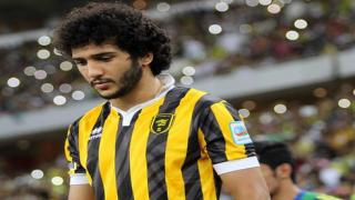 مدافع الإتحاد السعودي فيصل الخراع يطمئن الجماهير بعودته في ديربي جدة