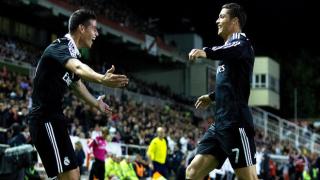 موعد توقيت مباراة ريال مدريد ورايو فاليكانو غدا والكتيبة المدريدية في مواجهة مع عودة كروس والشكوك حول مواصلة بينيتيز