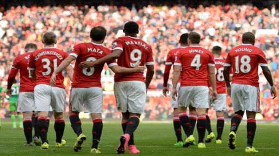 موعد توقيت مباراة مانشستر يونايتد وفولفسبورج غدا وصراع المقدمة في المجموعة الثانية من دوري الأبطال الأوروبي