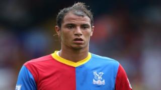 الشماخ يعود بعد 6 أشهر من الإحتجاب عن الدوري الإنجليزي